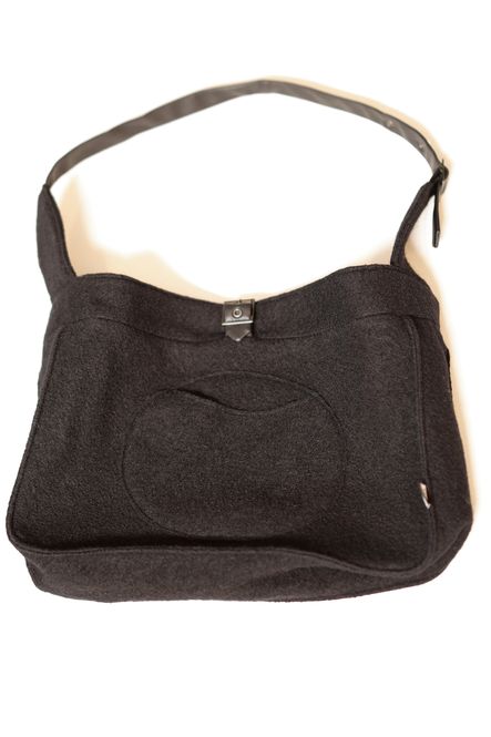 Hovedbilde Vivian sort tøff ullbag 