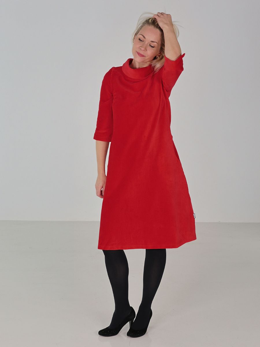 Sanna rød kjole i velur