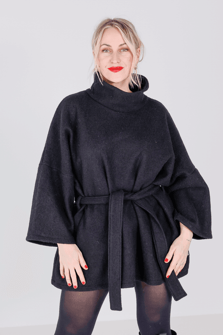 Hovedbilde Hailey ullponcho i sort 
