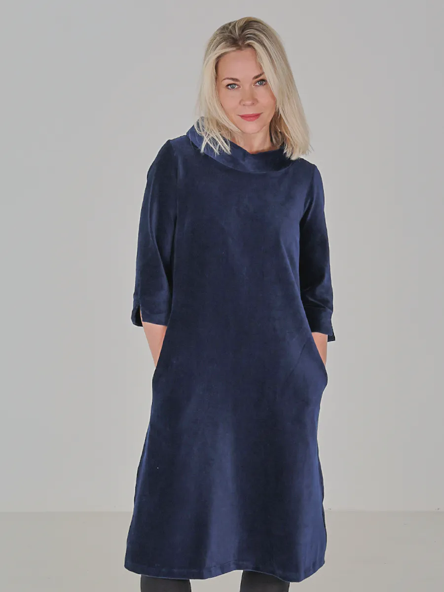 Sanna marineblå kjole i velur