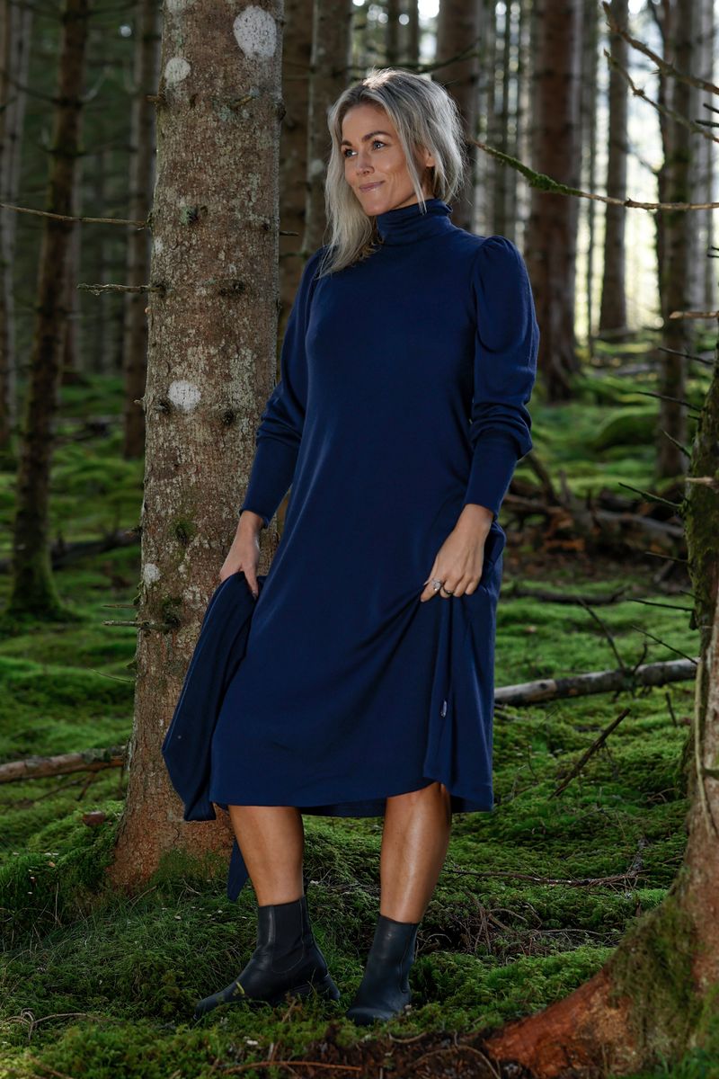 Milanda blå merinoull kjole