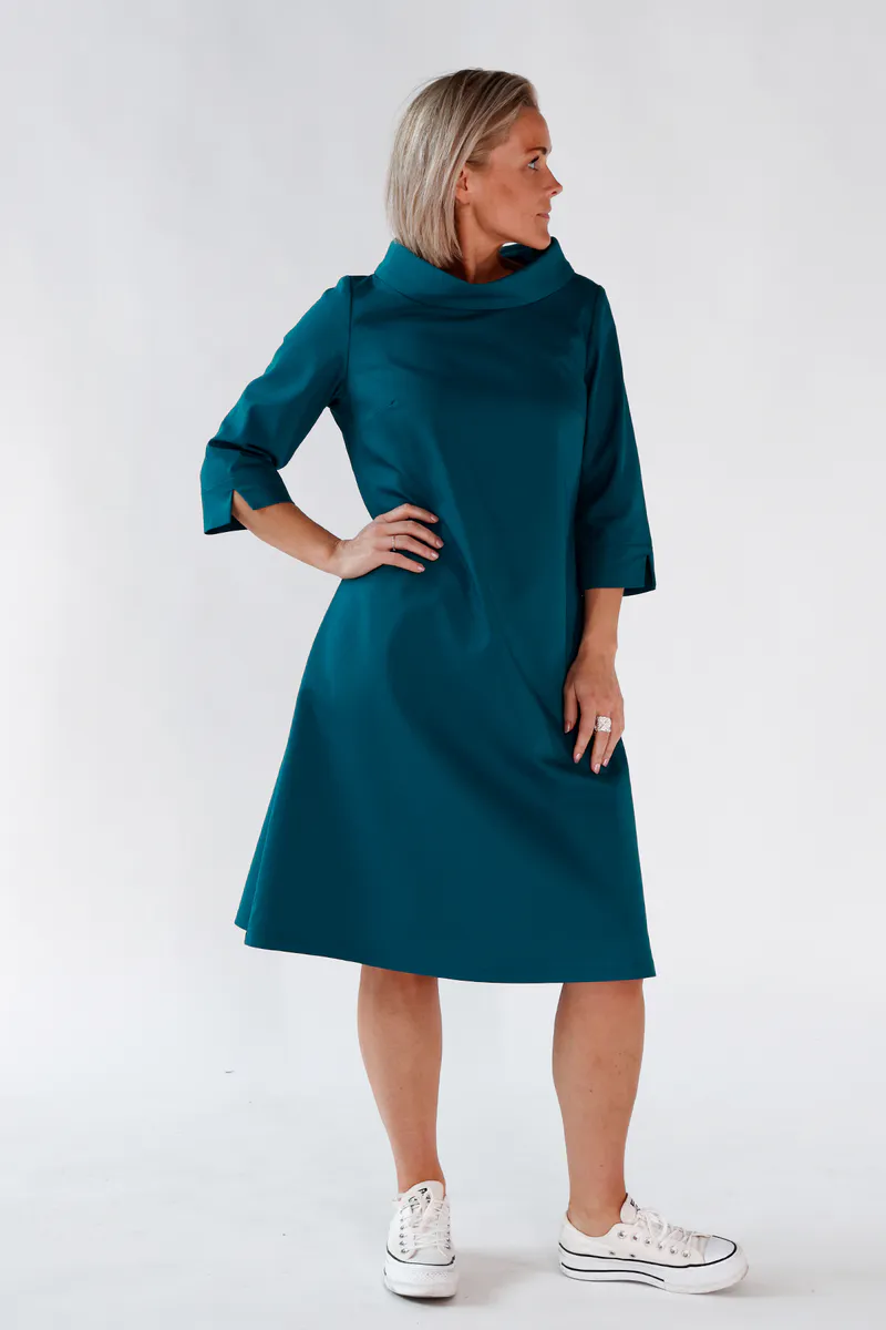 Pippa elegant petrolfarget kjole